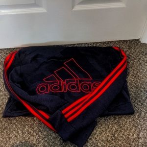 Adidas Sweatshirt